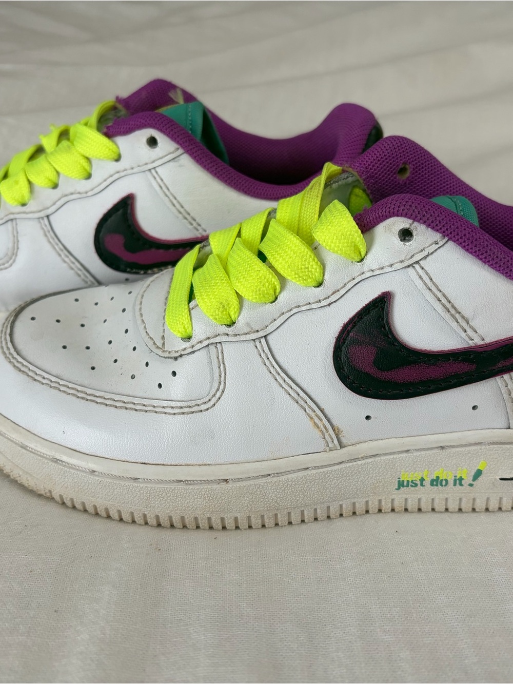 Nike Youth Air Force 1 Lv8